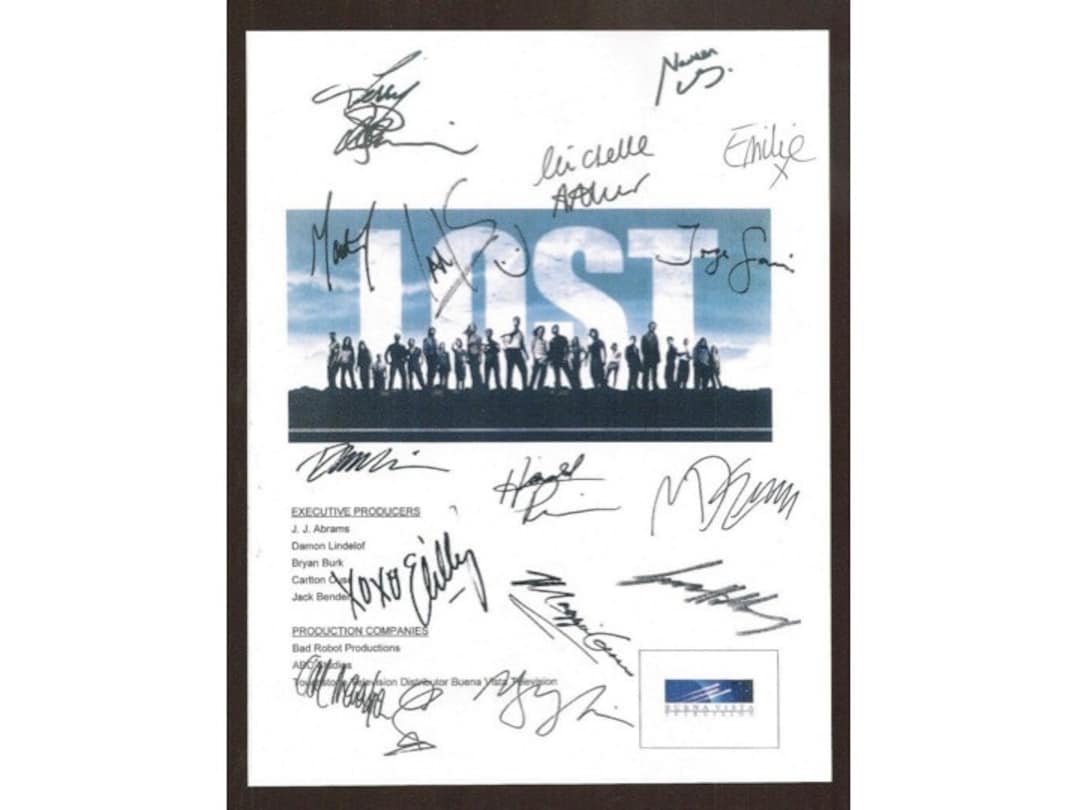 Lost Pilot Episode TV Script Signed Autographs Matthew Fox, Evangeline ...