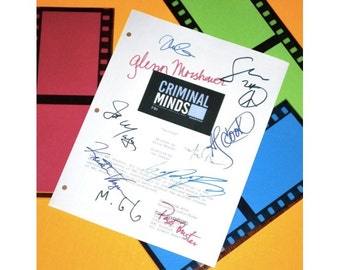 Criminal Minds "Haunted" Episode TV Script Autographed: Thomas Gibson, Mandy Patinkin, Matthew Gray Gubler, Shemar Moore & More