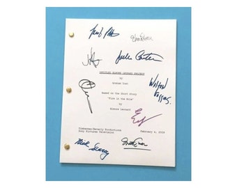 Justified "Fire in the Hole" Pilot Script Autographed: Nick Searcy, Joelle Carter, Jacob Pitts, Erica Tazel, Timothy Olyphant