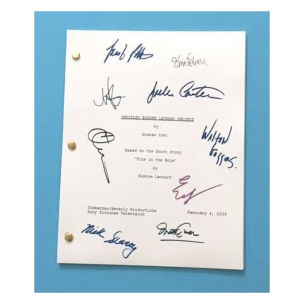 Justified "Fire in the Hole" Pilot Script Autographed: Nick Searcy, Joelle Carter, Jacob Pitts, Erica Tazel, Timothy Olyphant