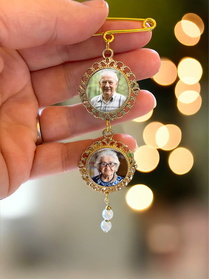 Wedding bouquet photo charm keepsake in gold