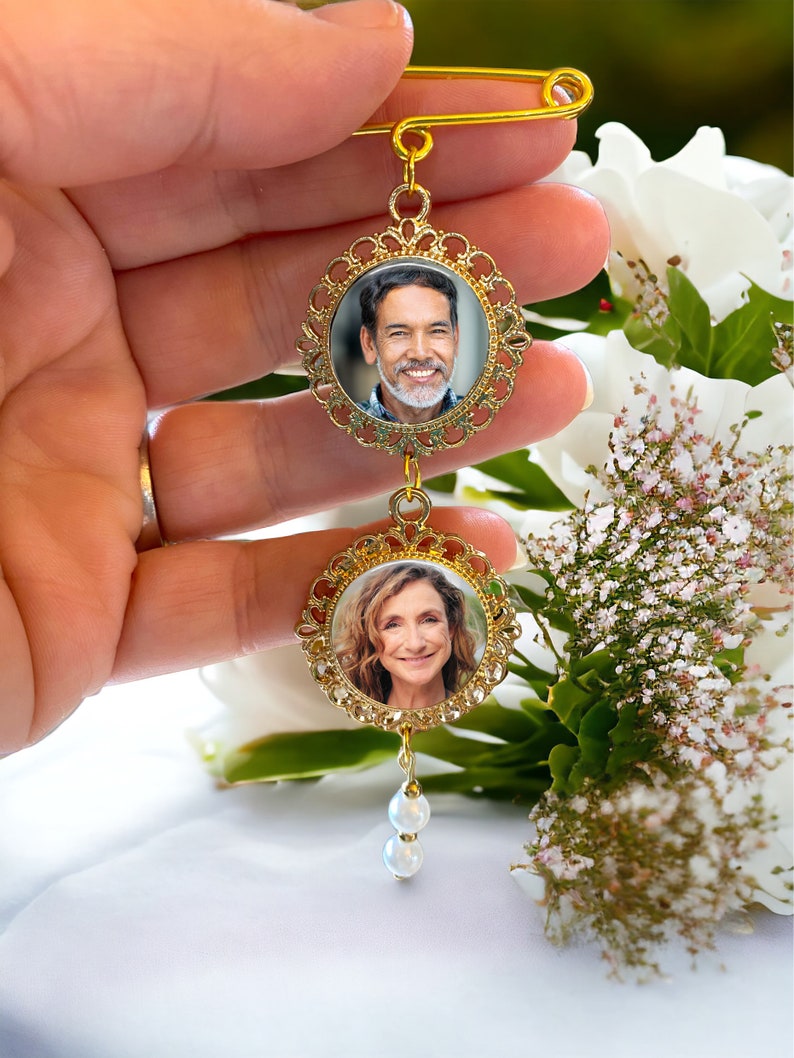 Personalized wedding bouquet pin with memorial photos