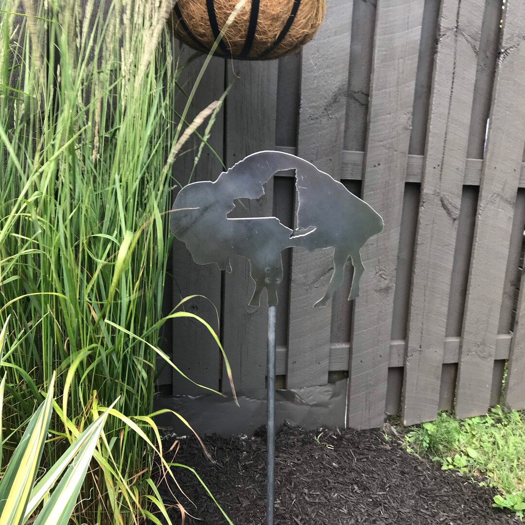 Steel Buffalo Yard Art / Garden Stake / Garden Decoration / Buffalo