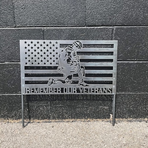 American Flag / USA / Remember Our Veterans / Military / Lawn Ornament / Steel / Garden Stake / Garden Art / Metal Art / Garden Ideas