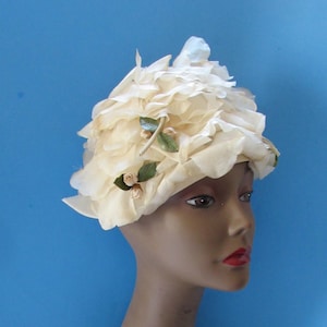 Vintage Hat 1960 Era Mid Century Design Frothy Petals Cream Tone Unstructured Hat Spring Hat Summer Hat Church Hat