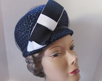 Vintage Hat 1960 Era Bubble Style Bouffant Style Powder Blue  display picture 2