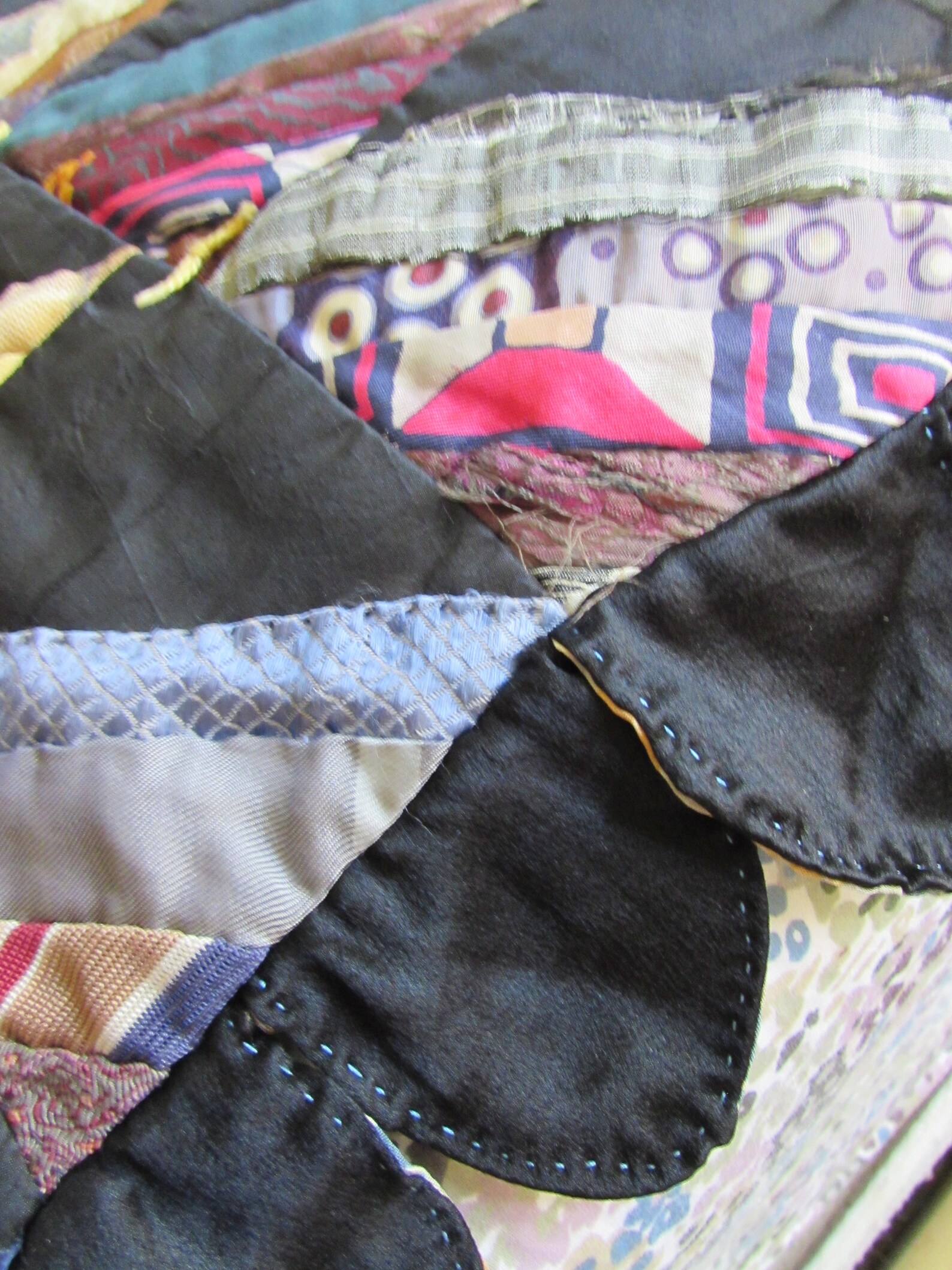 Antique Quilt Silk Satin Quilt Dark Jewel Tones Scallop Edge | Etsy