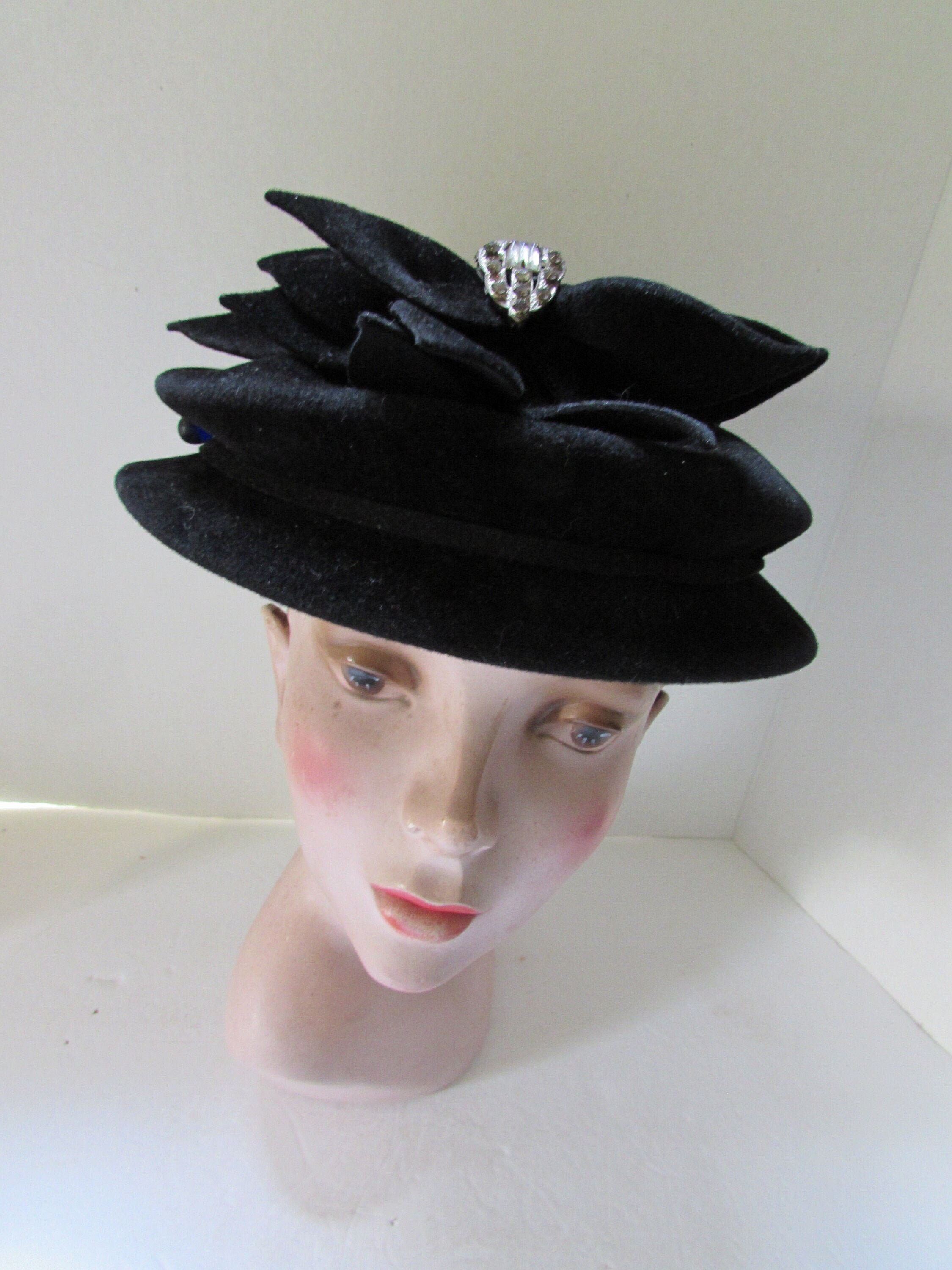 Vintage Hat Black Velour Riviera Brand Made Italy Mid  display picture 2