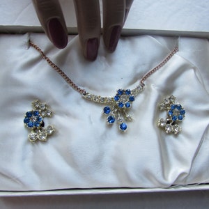 Jewelry Set Choker Necklace Screw BAck Earrings Blue Rhinestones Clear Rhinestones Stone Spray Mid Century Boxed Set image 2