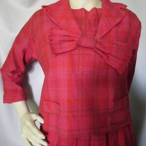 1960 Era Bobbie Brooks 2 Piece Suit Wool Blend Raspberry Plaid Boxy Jacket Fringed Neck Bow Dolman Sleeves Box Pleat Skirt Vintage Fashions image 2