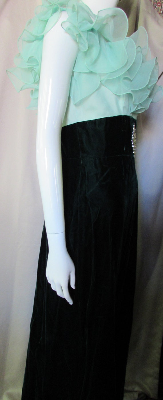 Vintage Evening Gown Mint Green Chiffon Ruffle Ne… - image 5