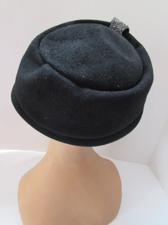 Black Felt Hat Beaded Decoration Charming Lady Gl… - image 6
