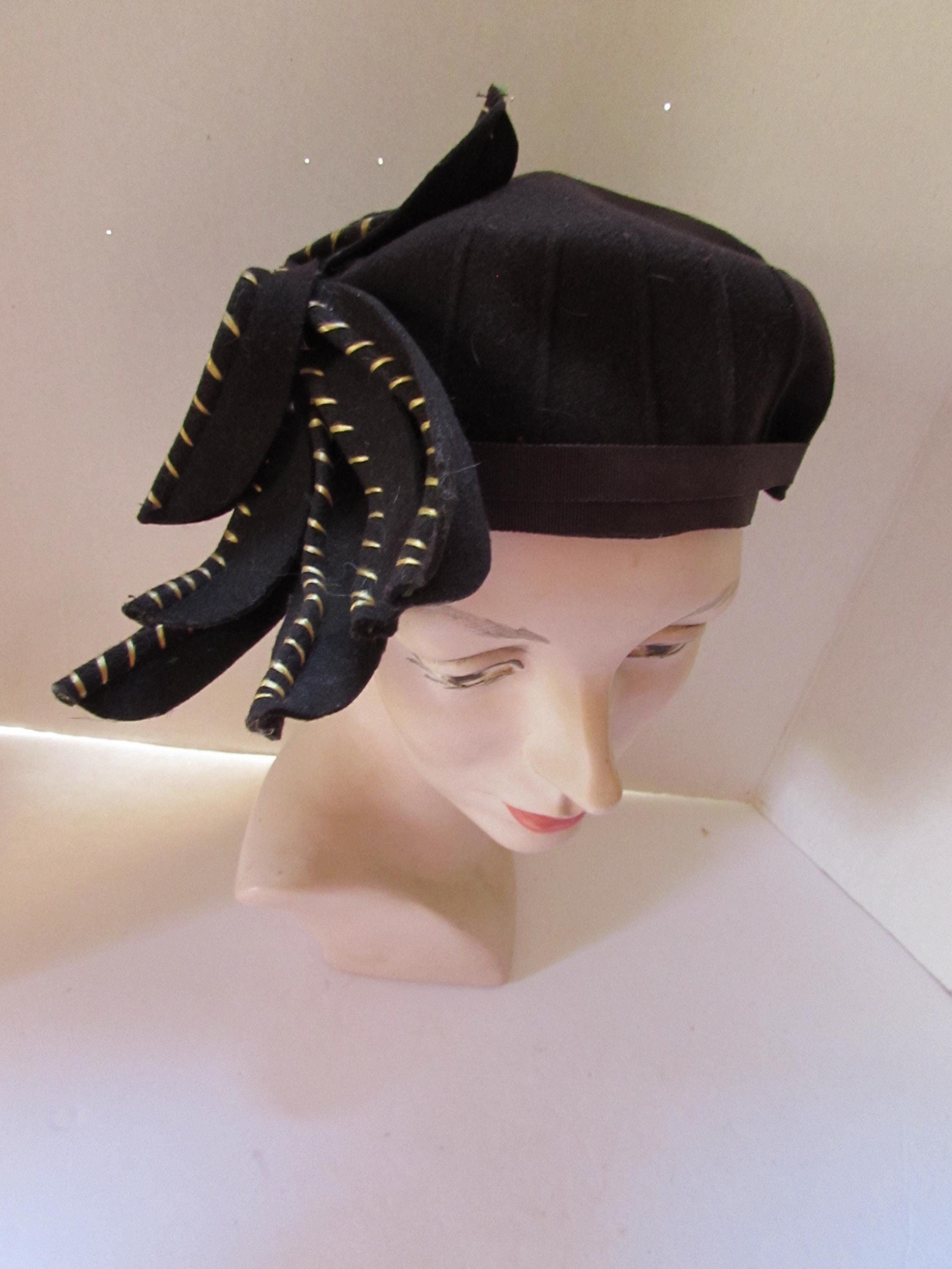 UNIQUE 1940s BROWN FELT BERET WITH RUCHING AND FEATHER SPRAY Feathered Beret - Ruby Wine / Gold – Tall Toad main image 2