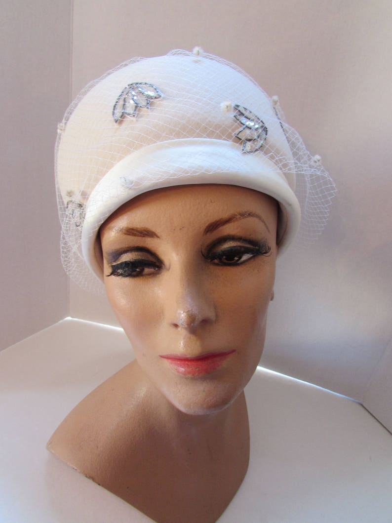 Vintage Winter Hat Winter White Wool Silver Sequins Glenover Hat Henry Pollak Design Mr. Richard Hat Bubble Hat 1960 Style Vintage Fashion image 3