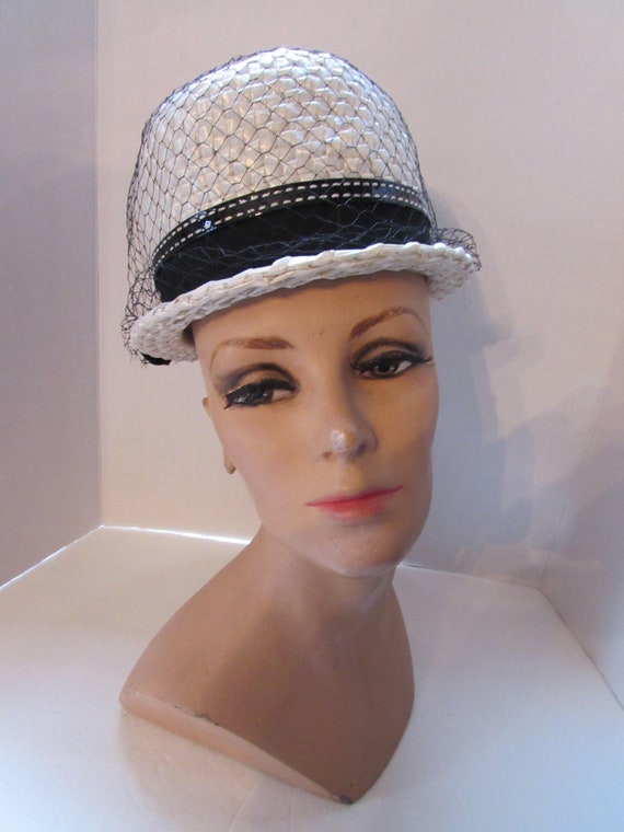 Mid Century Hat Bucket Hat White Millinery Cellop… - image 2