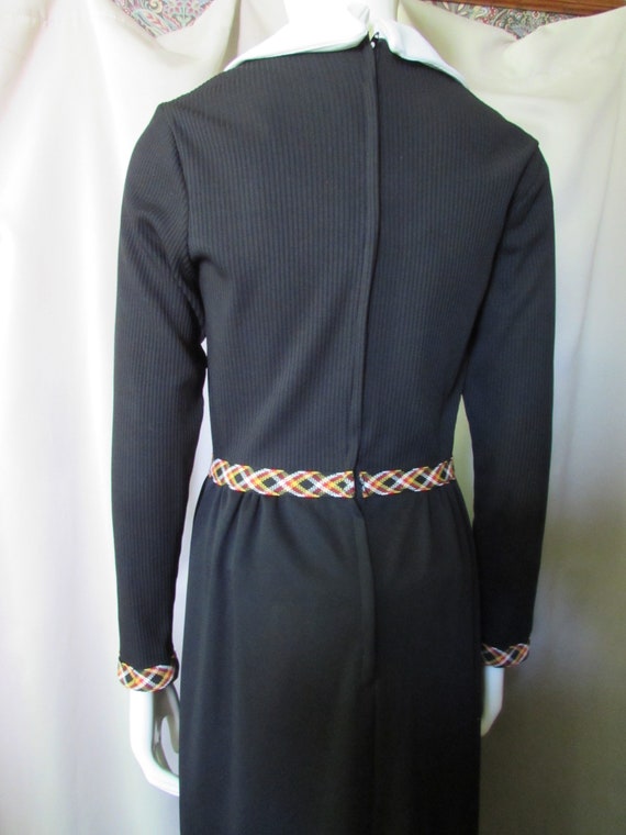 1970 Era Hostess Dress Black Knit Plaid Trim White Fl… - Gem