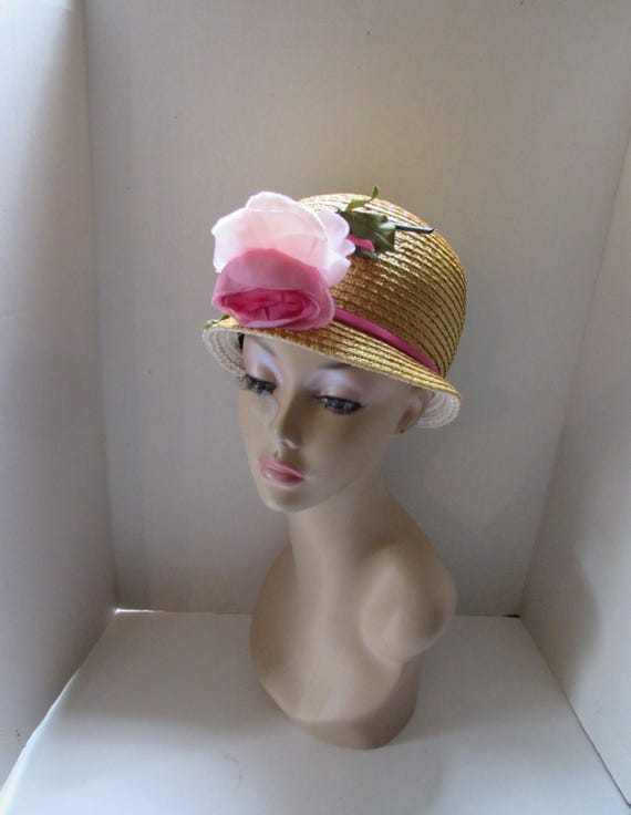 Mid Century Hat Cloche Style Straw Hat Pink Rose Owen display picture 1