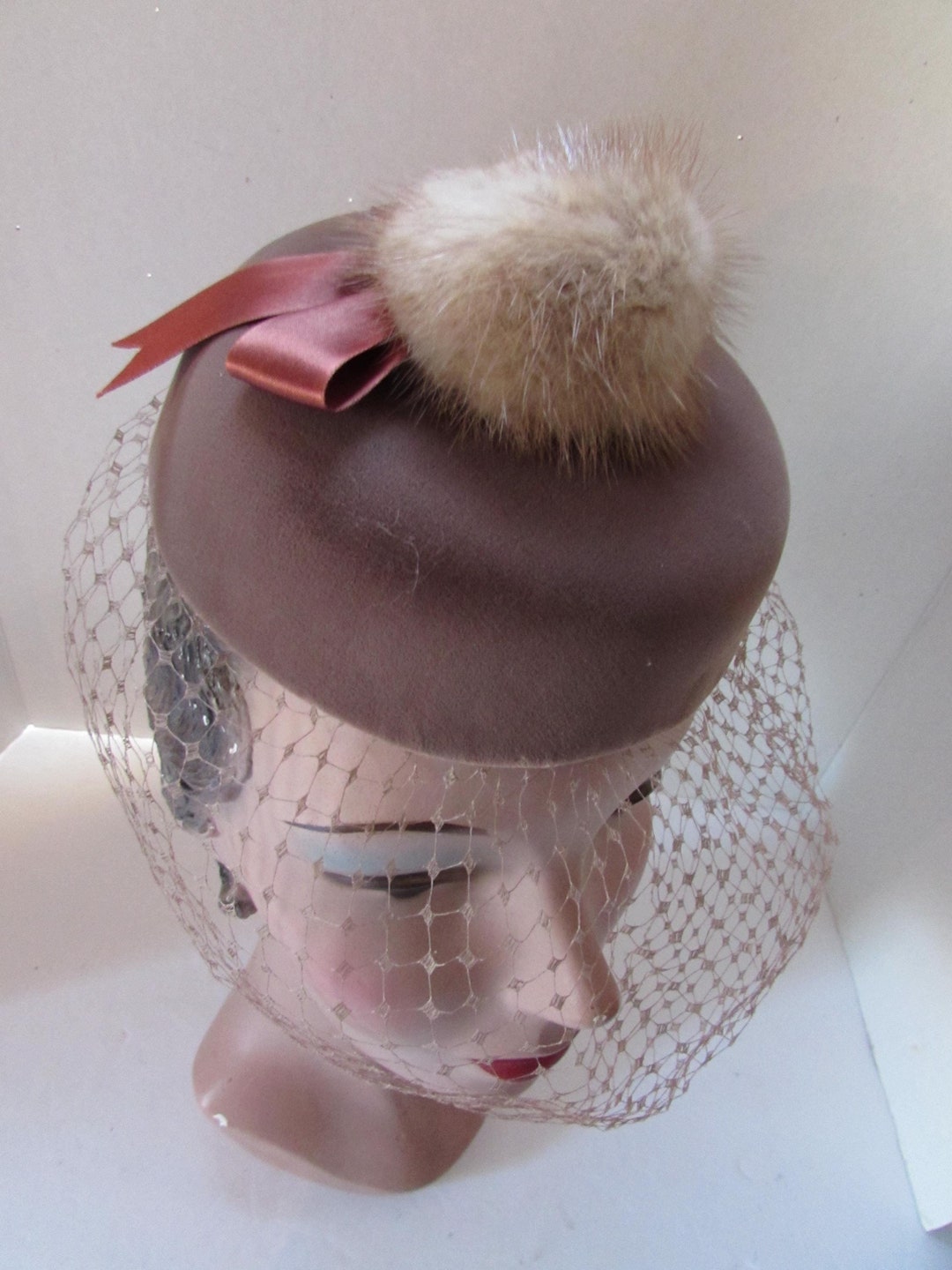 帽子 Vintage velours hat Vintage French Casket Hat France Made patterned velour