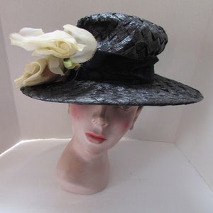 Mid Century Wide Brim Hat Black White Woven Cellophane White Roses Velvet Bow Vintage Hats Spring Hat Summer Hat High Fashion Hat image 9