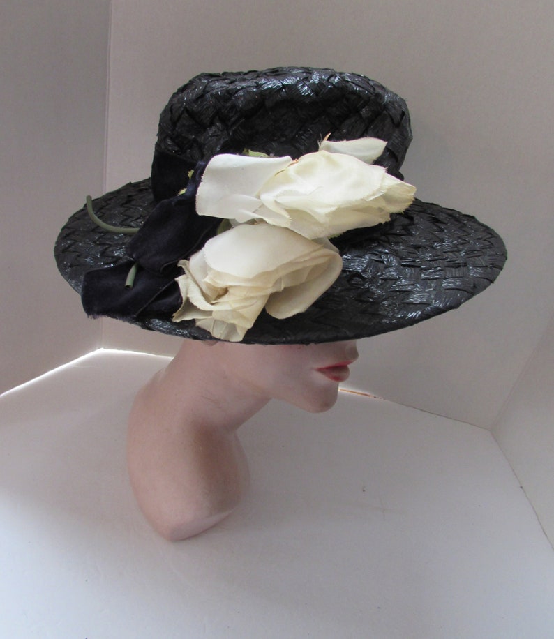 Mid Century Wide Brim Hat Black White Woven Cellophane White Roses Velvet Bow Vintage Hats Spring Hat Summer Hat High Fashion Hat image 2