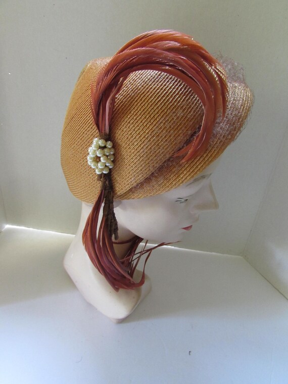 Vintage Hat Straw Hat Mustard Tone Sweeping Feathers Paprika  display picture 1