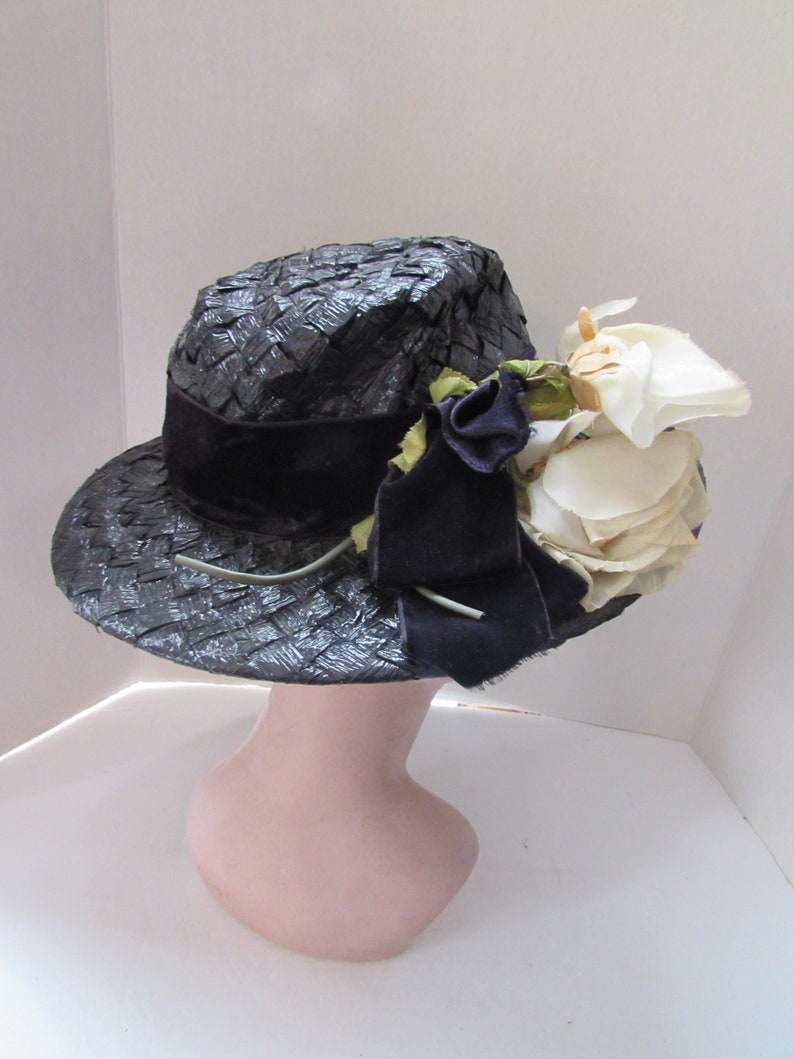 Mid Century Wide Brim Hat Black White Woven Cellophane White Roses Velvet Bow Vintage Hats Spring Hat Summer Hat High Fashion Hat image 4