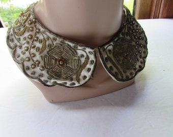 SALE Vintage Collar Mid Century 1950 Era Attachable Collar Cream Satin Silver Gold Metallic Appliques Made in India