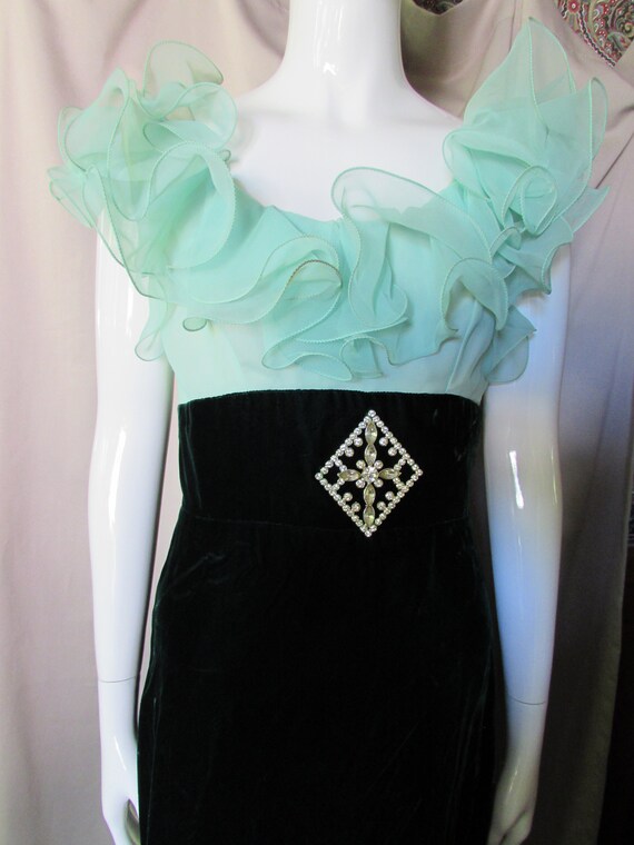 Vintage Evening Gown Mint Green Chiffon Ruffle Ne… - image 3