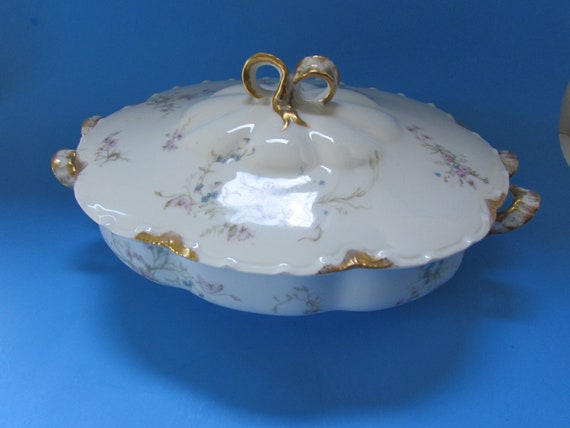 Haviland & Company Limoges France Covered Tureen Vegetable Bowl