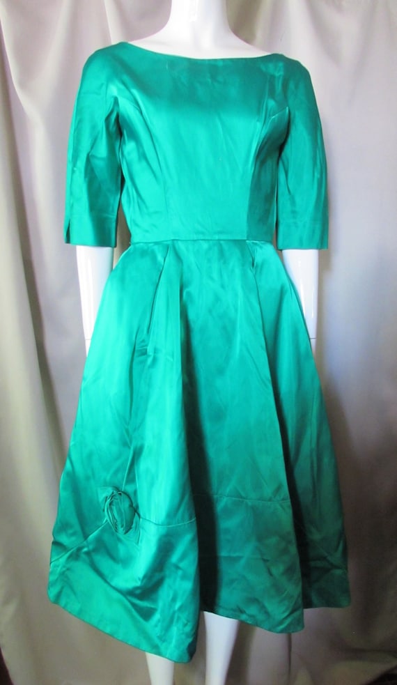 SALE 1950 Era 1960 Era Cocktail Dress Emerald Gree