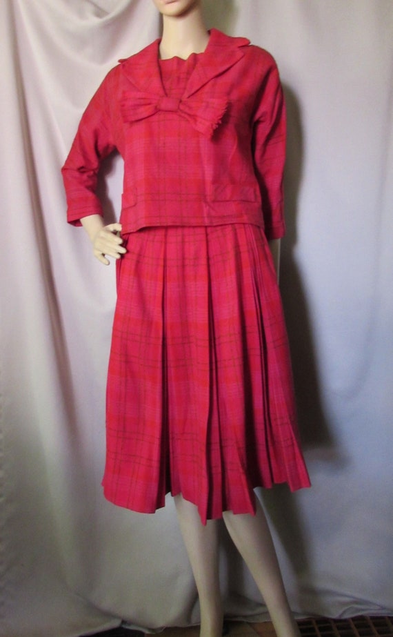 1960 Era Bobbie Brooks 2 Piece Suit Wool Blend Raspberry Plaid Boxy Jacket Fringed Neck Bow Dolman Sleeves Box Pleat Skirt Vintage Fashions