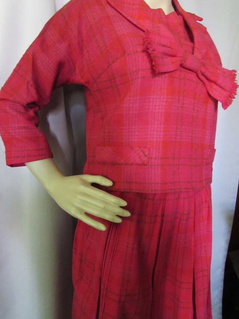 1960 Era Bobbie Brooks 2 Piece Suit Wool Blend Raspberry Plaid Boxy Jacket Fringed Neck Bow Dolman Sleeves Box Pleat Skirt Vintage Fashions image 6