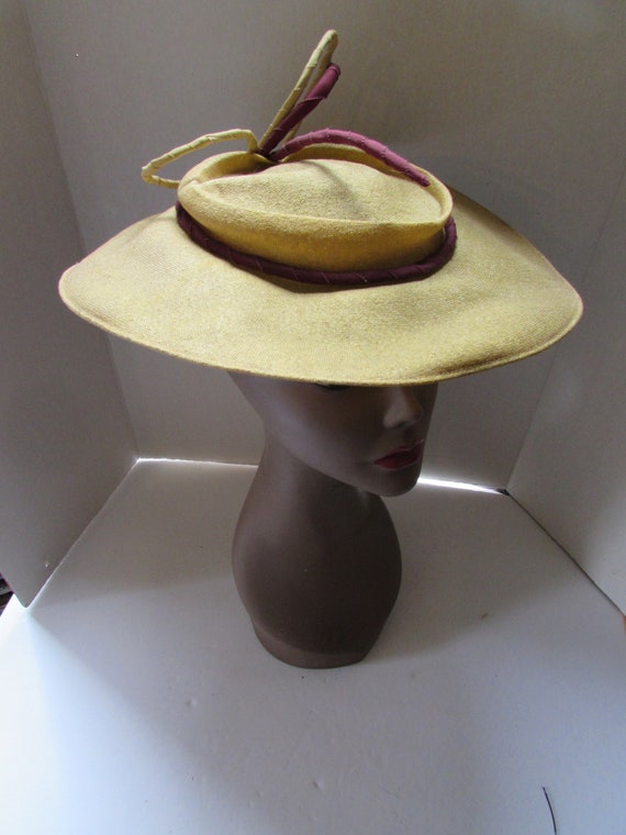 Vintage Hat Saucer Style 1950 Era Flat Crown Twist