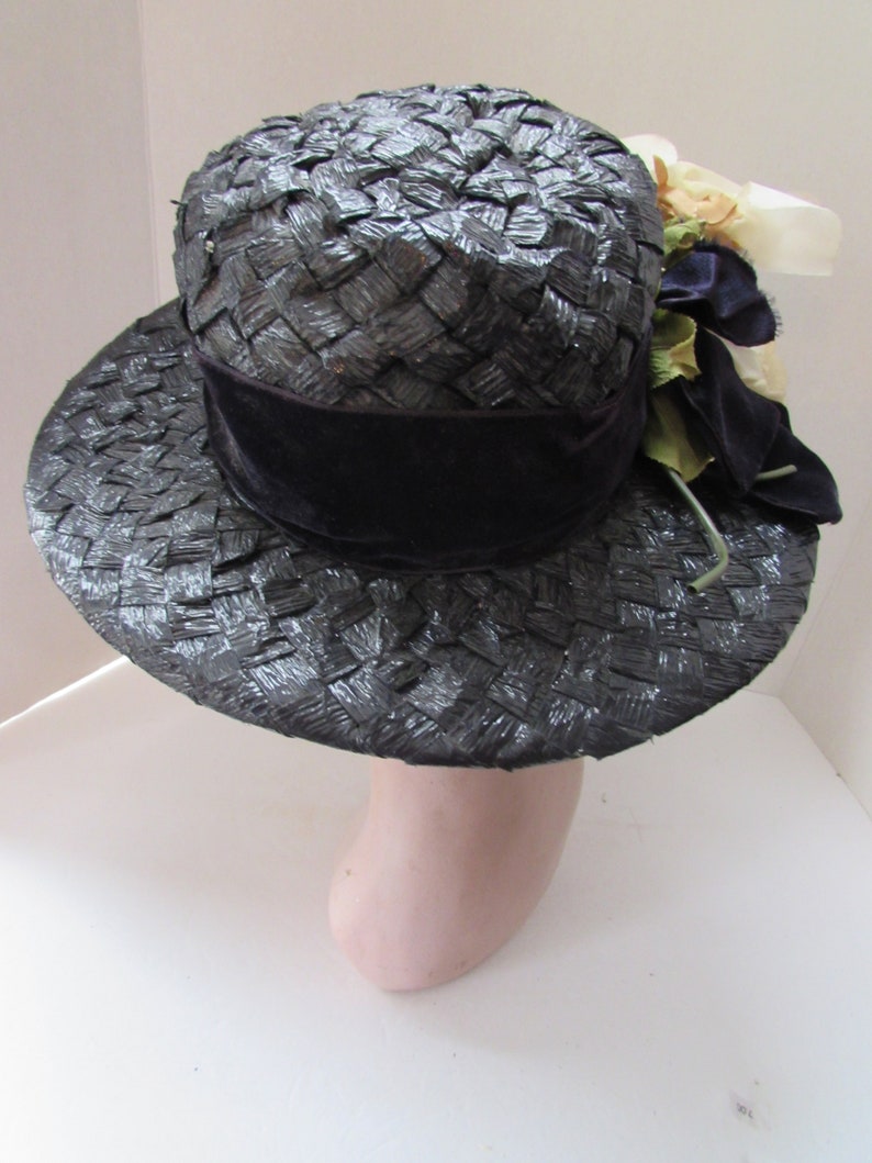 Mid Century Wide Brim Hat Black White Woven Cellophane White Roses Velvet Bow Vintage Hats Spring Hat Summer Hat High Fashion Hat image 5