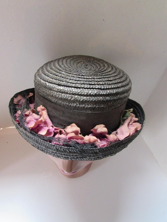 Vintage Black Straw Hat Pink Petal Swag Vintage Black Straw Bucket Hat with Pink Flowers & Velvet  main image 4
