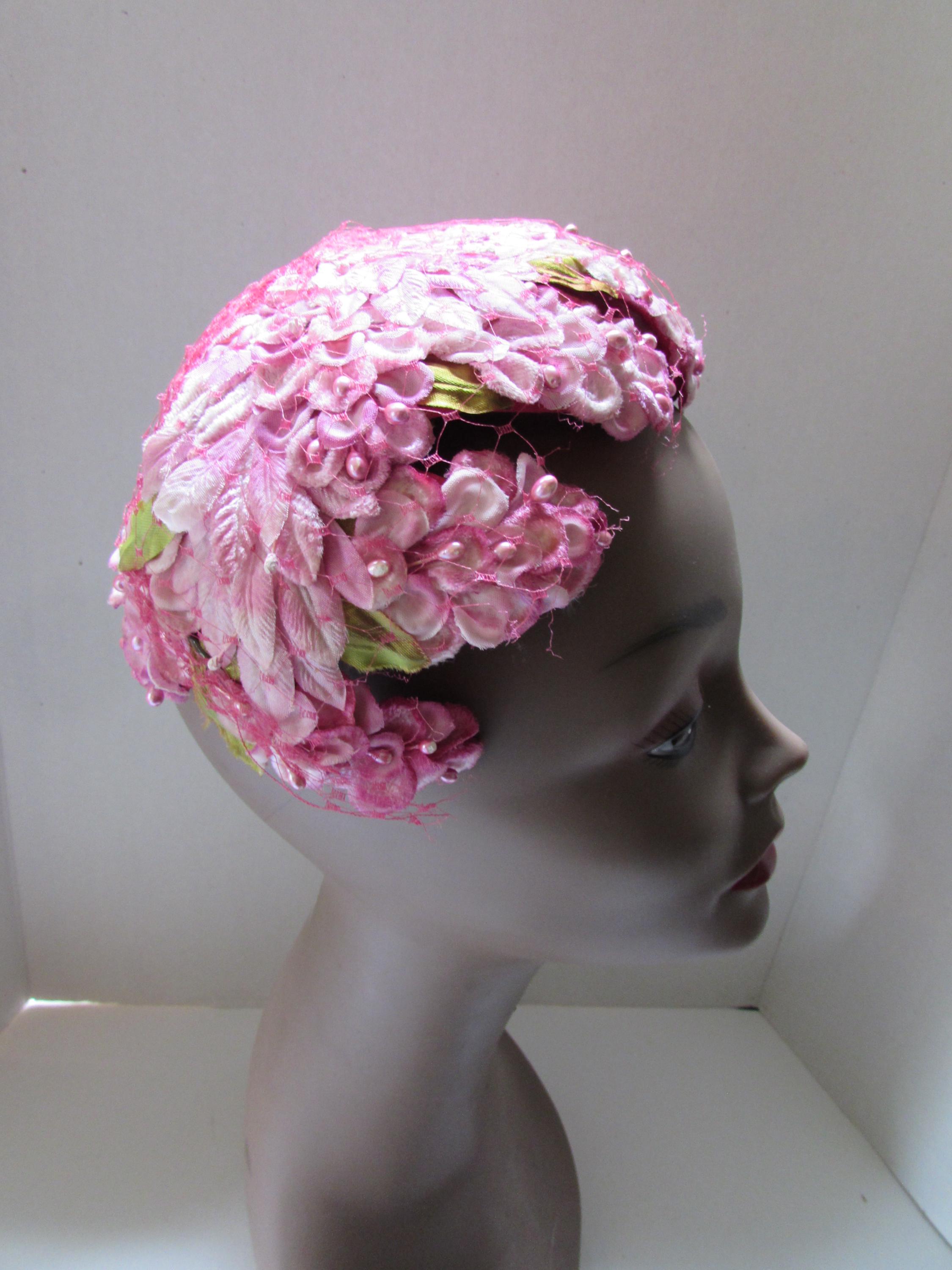 Mid Century Modern Pink Flowers Sun Hat 1950s/1960s Pink Magenta Straw Faux Floral The Fair Fort  main image 2