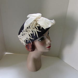 Vintage Hat Navy Blue Weave White Organdy Bow White Trim Band Sandy Braeburn