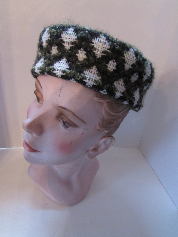 Mid Century Hat Winter Pill Box Wool Plaid Cream F