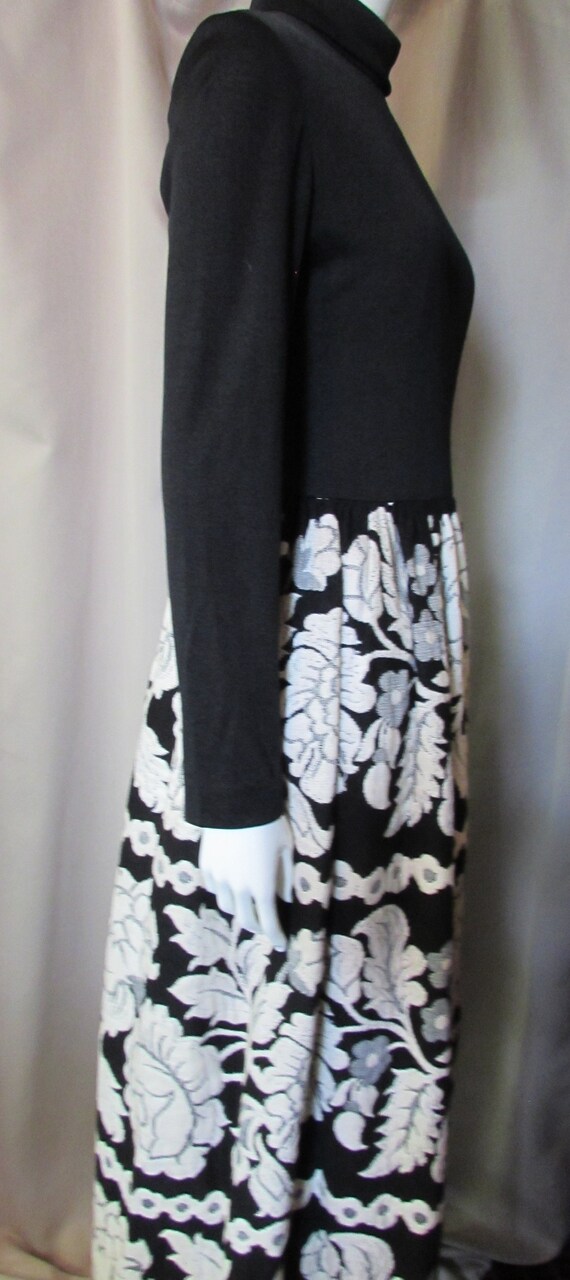 Maxi Skirt Mid Century Lounge Dress Black Knit To… - image 4