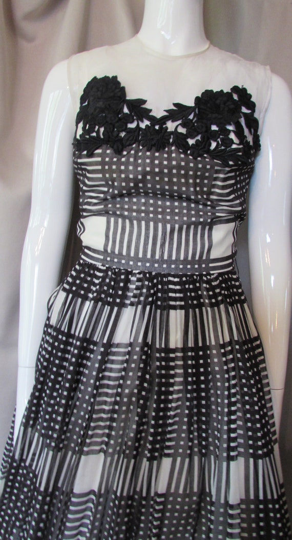 Summer Dress Black White Large Grid Plaid Full Ski