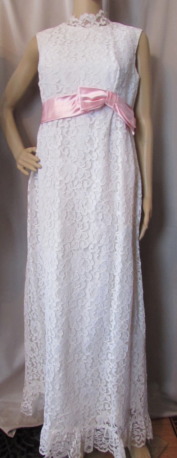 Lace Prom Dress Vintage Wedding Dress Pristine Wh… - image 2
