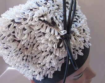SALE Vintage 1960 Era Bubble Hat White Loops Navy Band Cain Sloan Co Vintage Hat 1960 Era Bubble Style Hat High Crown White  main image 3