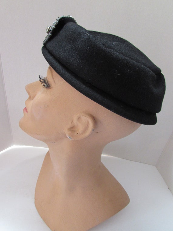 Black Felt Hat Beaded Decoration Charming Lady Gl… - image 7