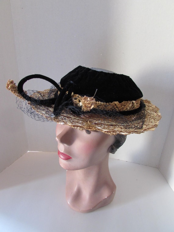 Vintage Black Woven Straw Hat with Velvet Bow Vintage-inspired Straw Hat: Black Velvet Trim & Adjustable  main image 3