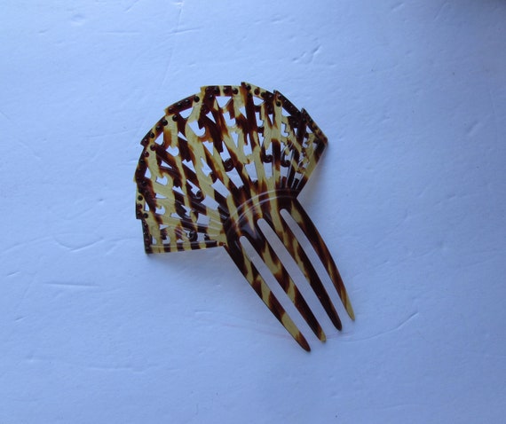Vintage Hair Comb Faux Tortoise Shell Plastic Bro… - image 3