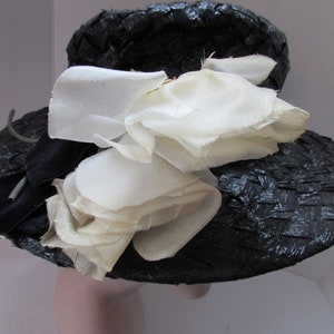 Mid Century Wide Brim Hat Black White Woven Cellophane White Roses Velvet Bow Vintage Hats Spring Hat Summer Hat High Fashion Hat image 3