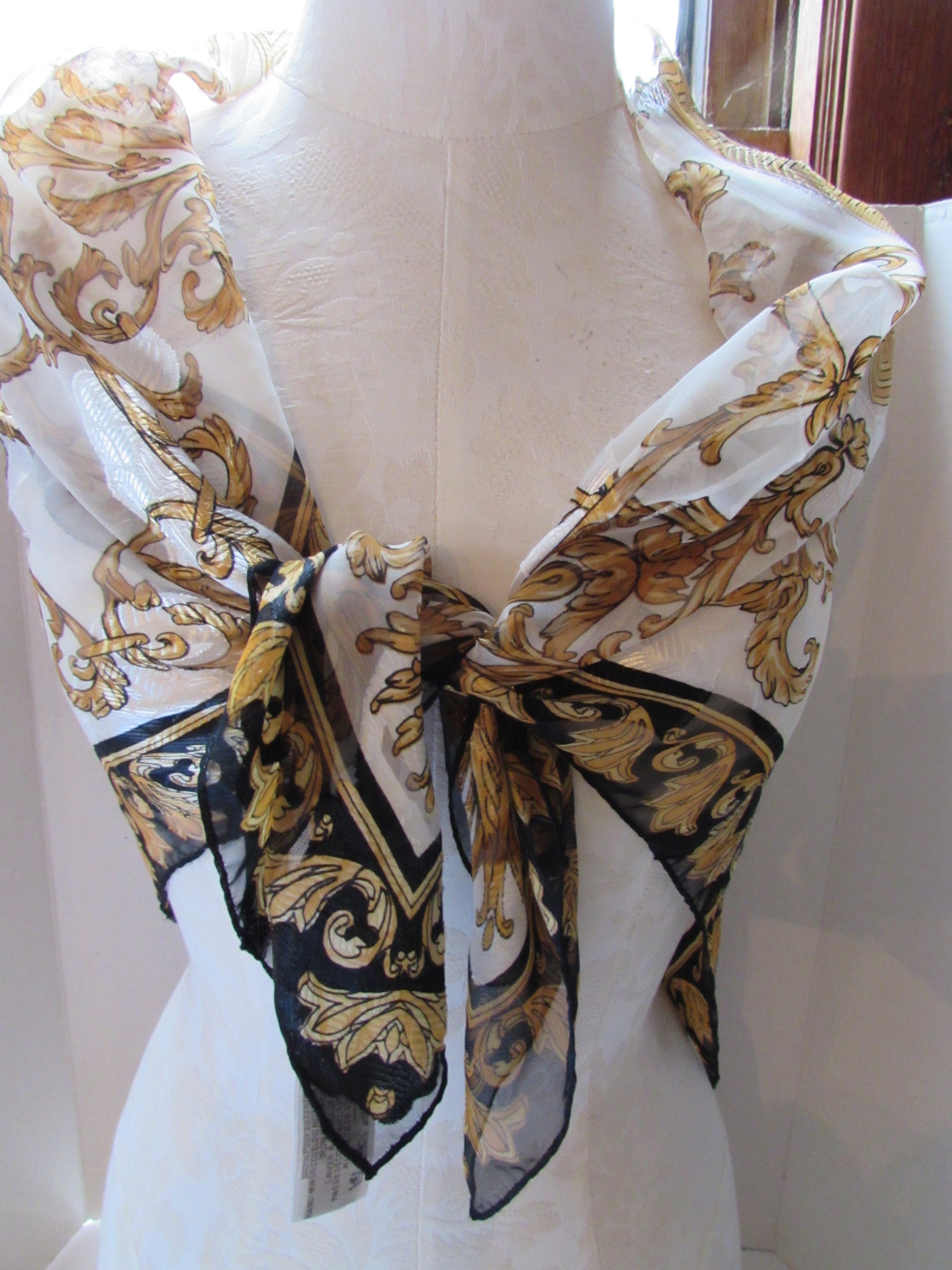 Vintage Scarf Liz Claiborne Byzantine Design Gold Scrolls Black Flourishes Shadow Roses Large Size - Etsy Vintage Scarf Liz Claiborne Byzantine Design Gold Scrolls Black Flourishes Shadow Roses Large Size - Etsy