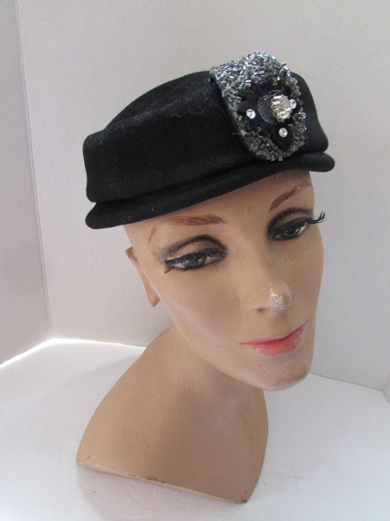 Black Felt Hat Beaded Decoration Charming Lady Gl… - image 3