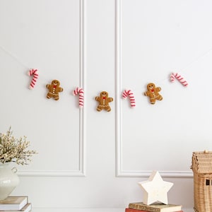 Christmas garland | gingerbread decoration | candy cane decor | felt garland handmade xmas