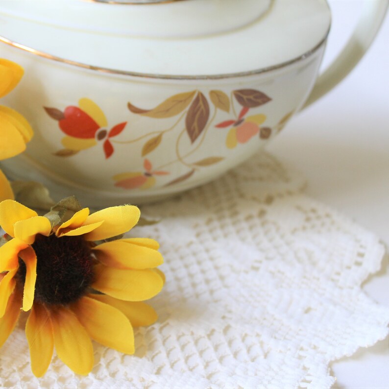 Vintage Jewel Tea Autumn Leaf Aladdin teapot with infuser cottage d\u00e9cor Superior Quality Kitchenware farmhouse dishware